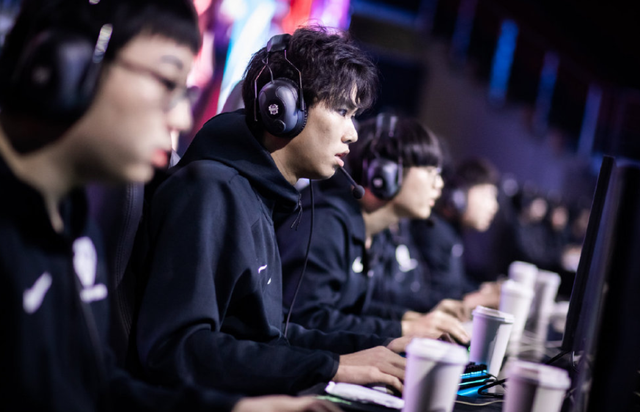 LCK春季赛：GEN零封KT锁定一号种子，KT三号种子展望未来，米勒点评LPL四号种子态度-im电竞